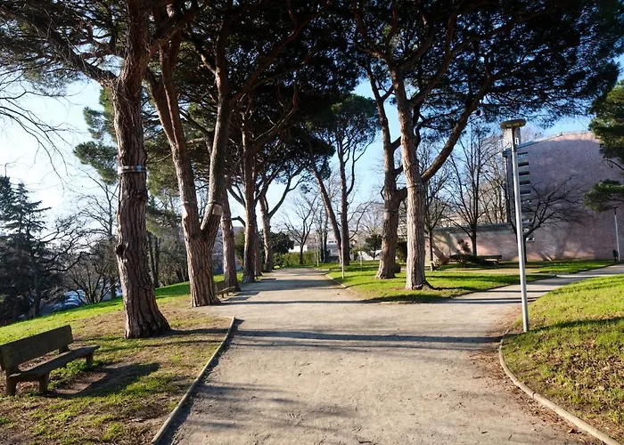 Two Bedrooms Modern Close To Tram Daire Toulouse